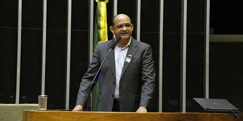 Divanilton Pereira assume comando da CTB e convoca para ato no dia 10 de agosto
